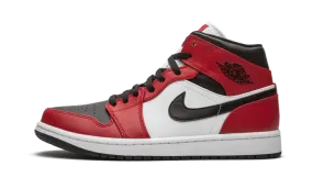 Air Jordan 1 Mid Chicago Black Toe