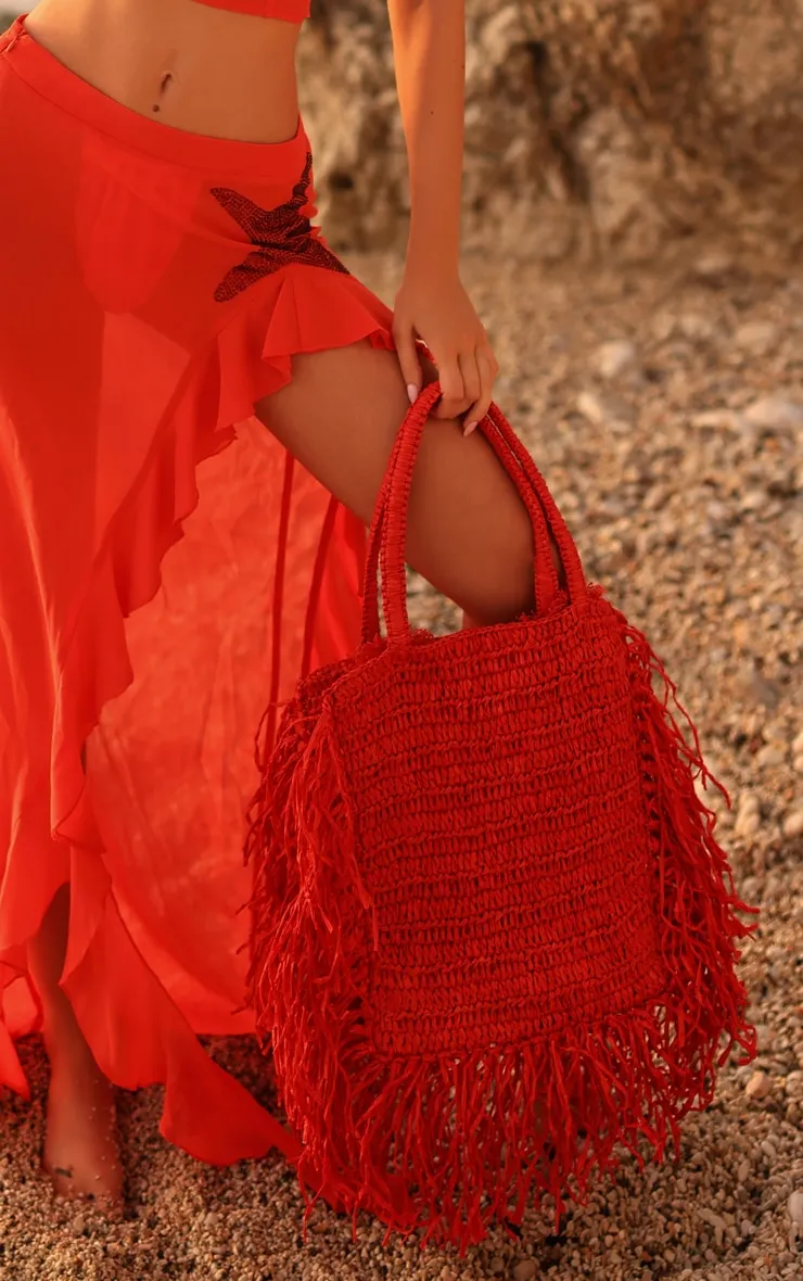 Sac de plage en raphia rouge à ourlet en paille frangé